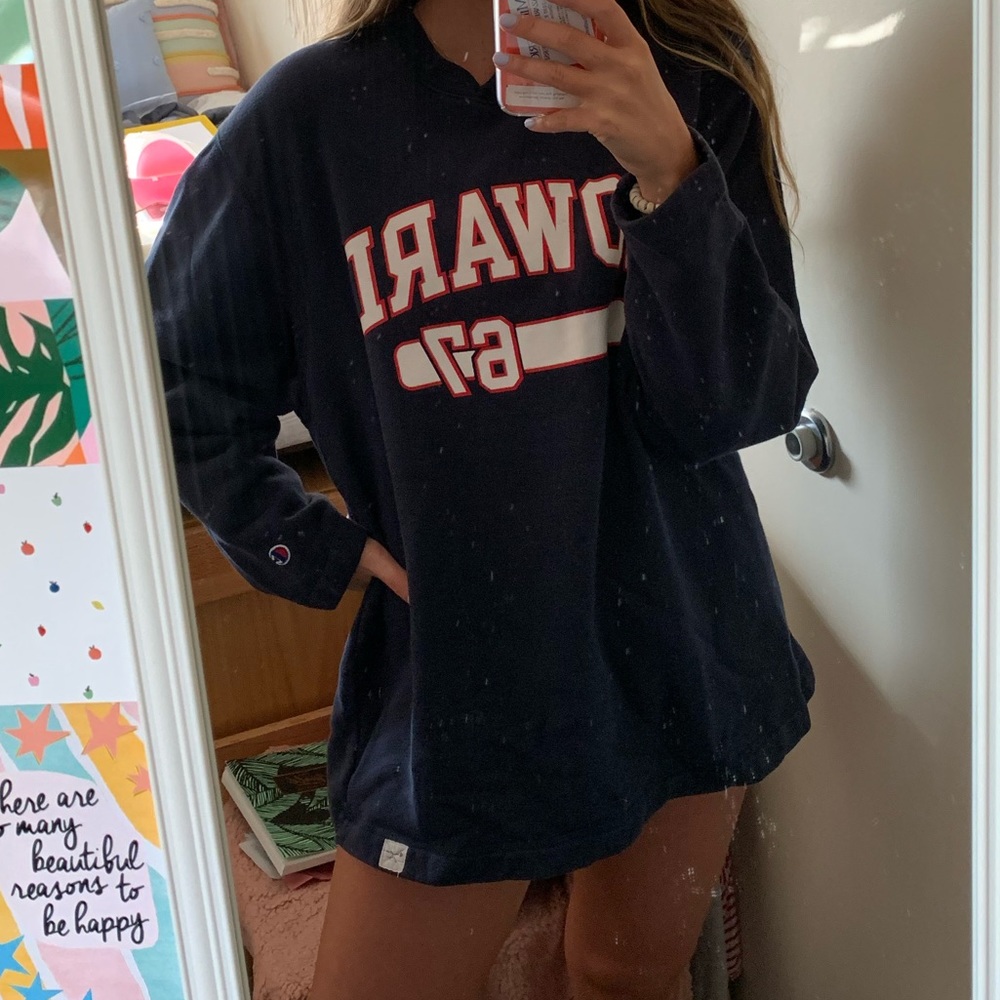 oversized champion brand collegiate sweatshirt!!!